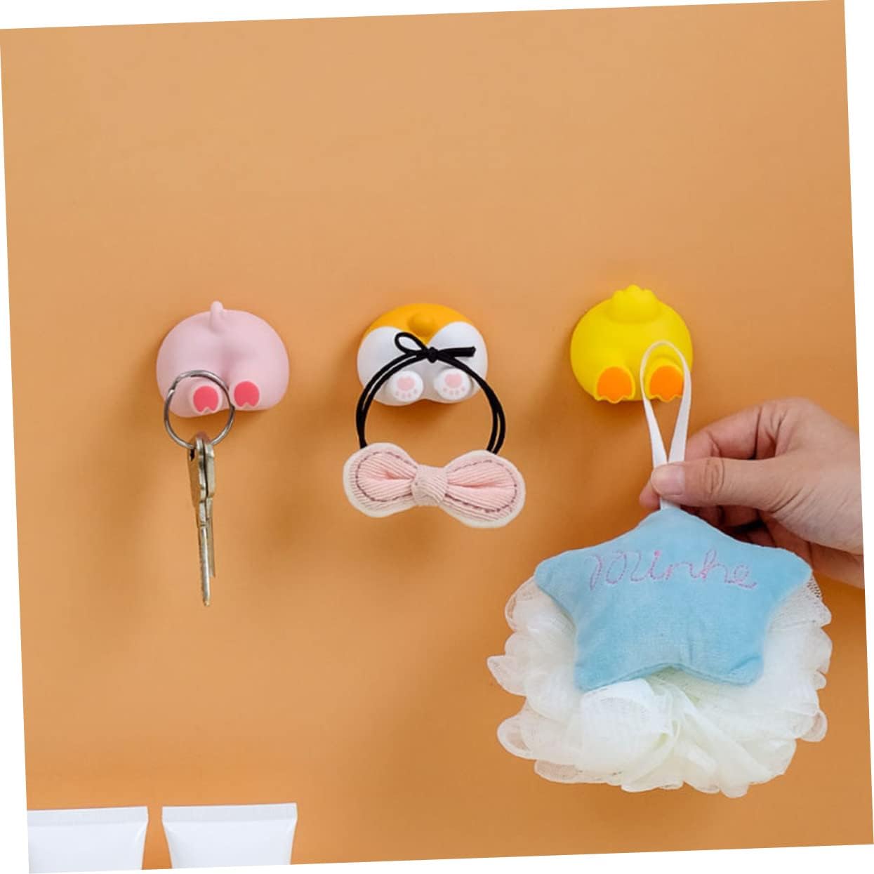 2pcs Cartoon Pig Tail Wall Hooks Toothbrush Holders for Bathroom Organization