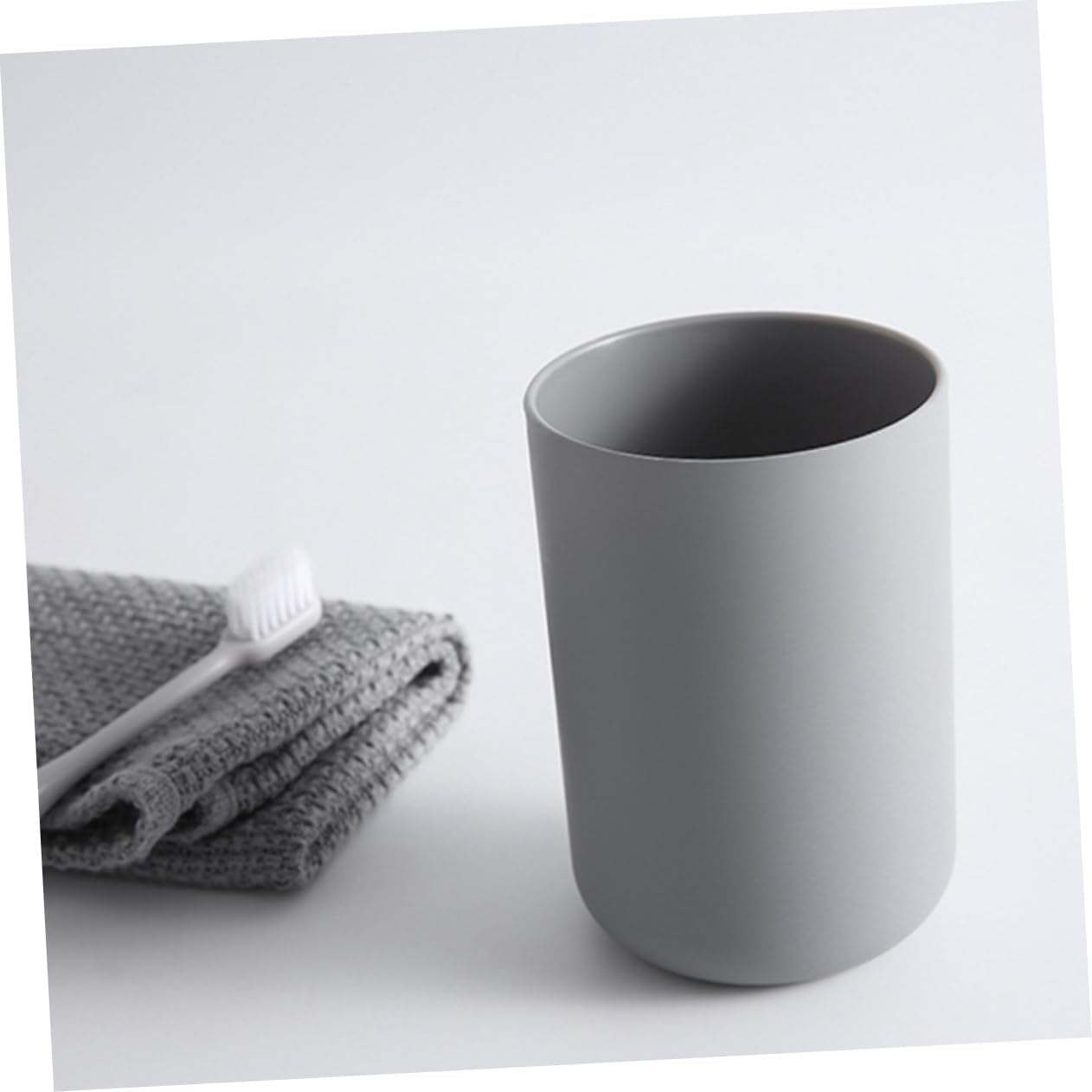 DECHOUS Portable Grey Couples Toothbrush Cup