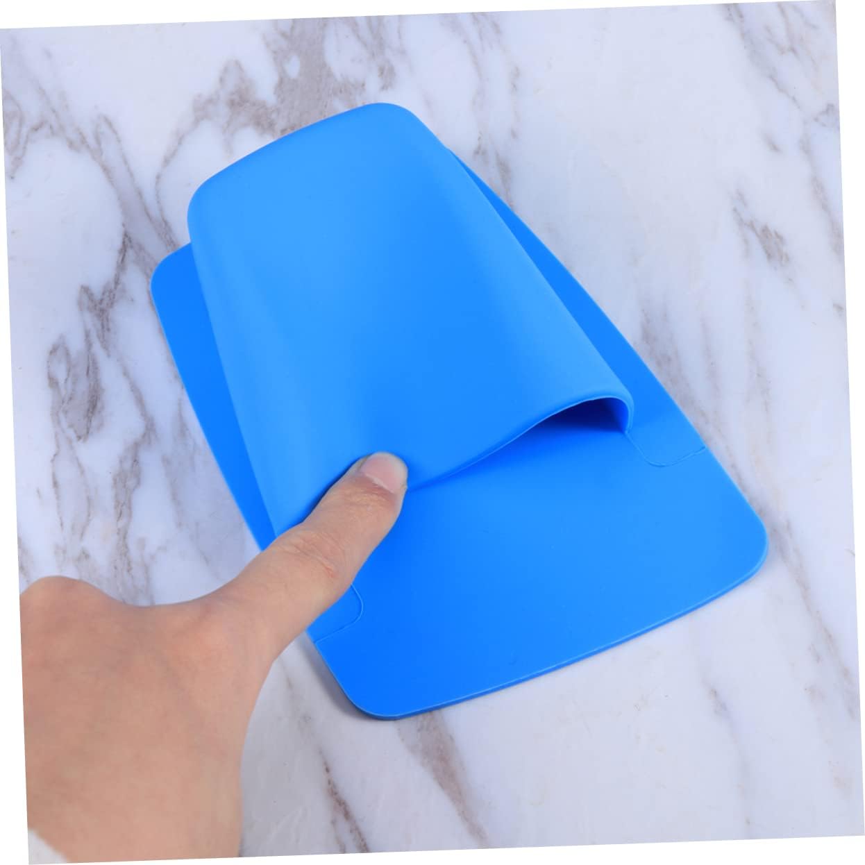 BESTYASH Wall Mounted Toothbrush and Razor Holder Organizer with Drainage System Blue