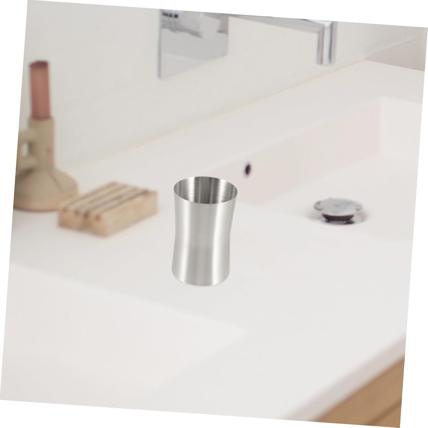 Amosfun Travel Toothbrush Cup with Holder 1