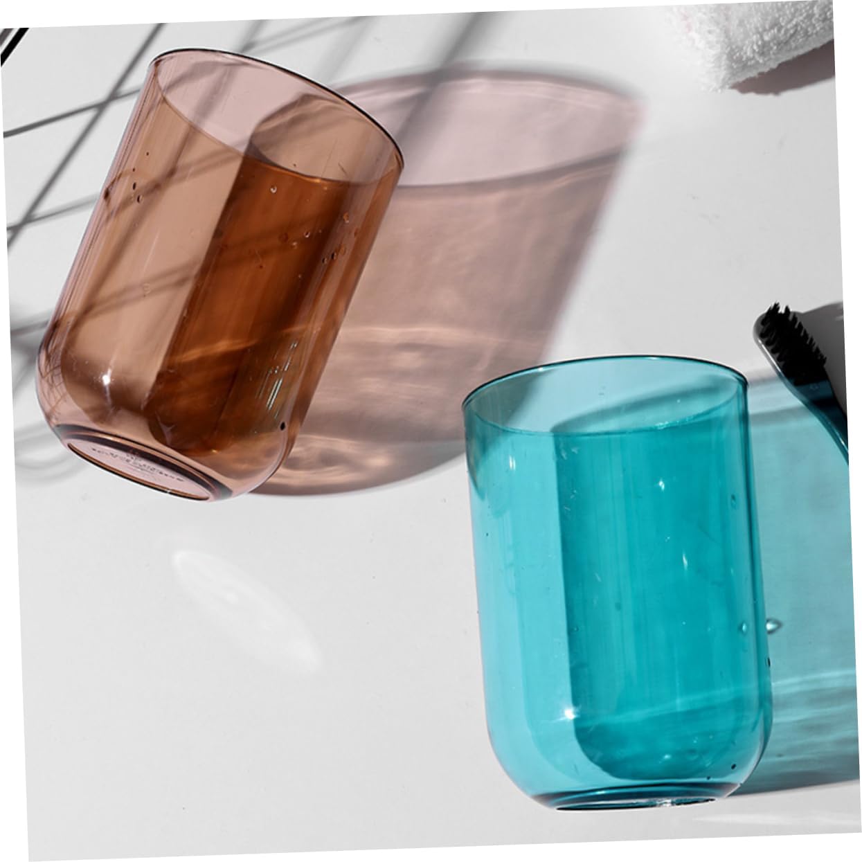 Luxshiny 2pcs Transparent Toothbrush Cups for Adults and Kids