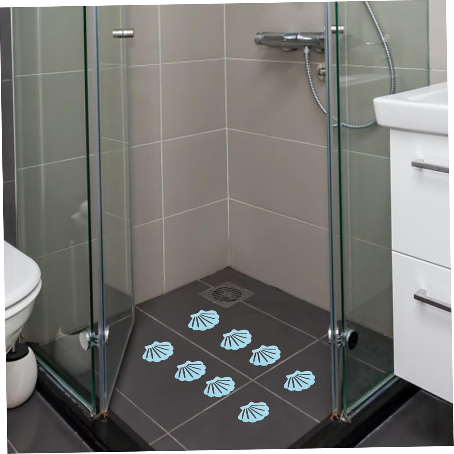 JECOMPRIS 12Pcs Shell Shape Non-Slip Bathroom Decals