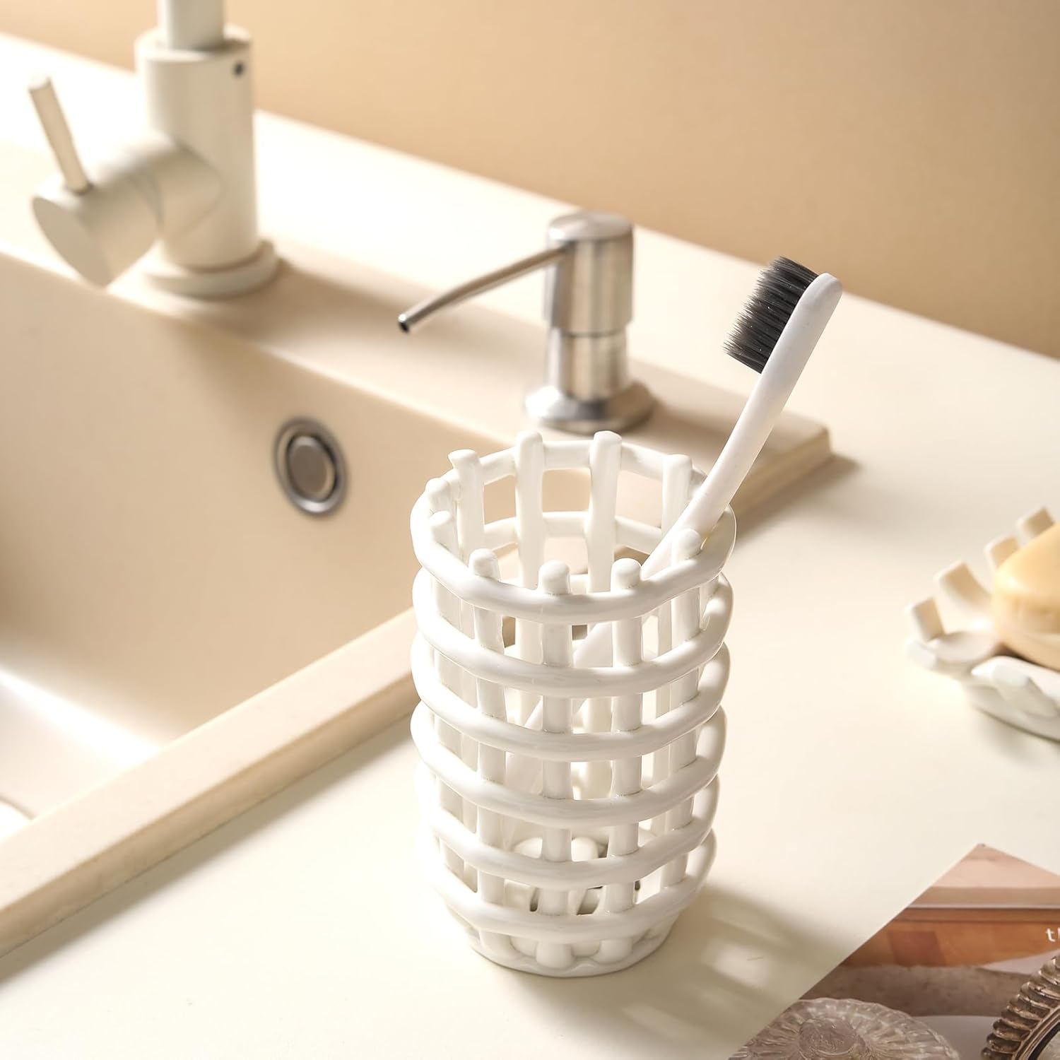 LILITURF Ceramic Toothbrush Holder for Bathroom