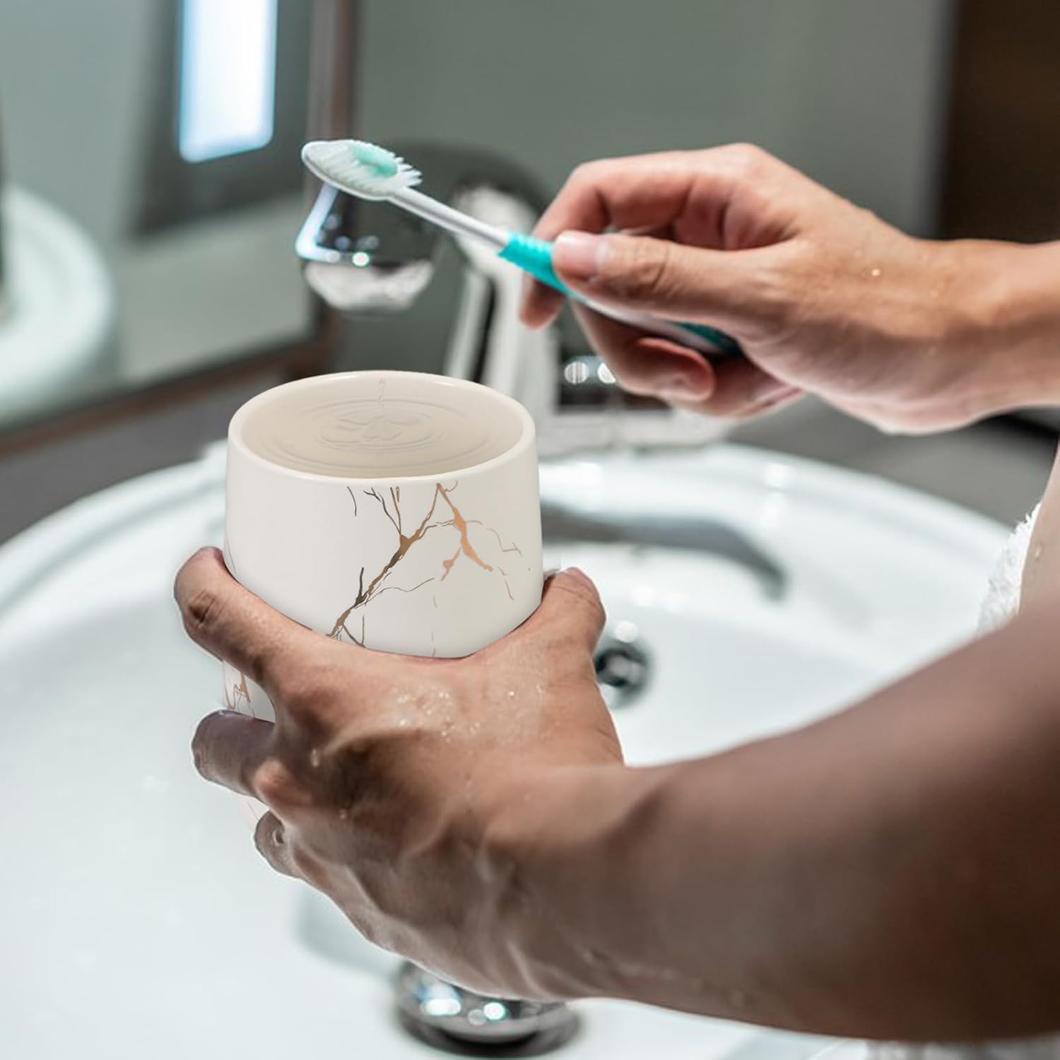 Cabilock Marble Pattern Toothbrush Holder Cup
