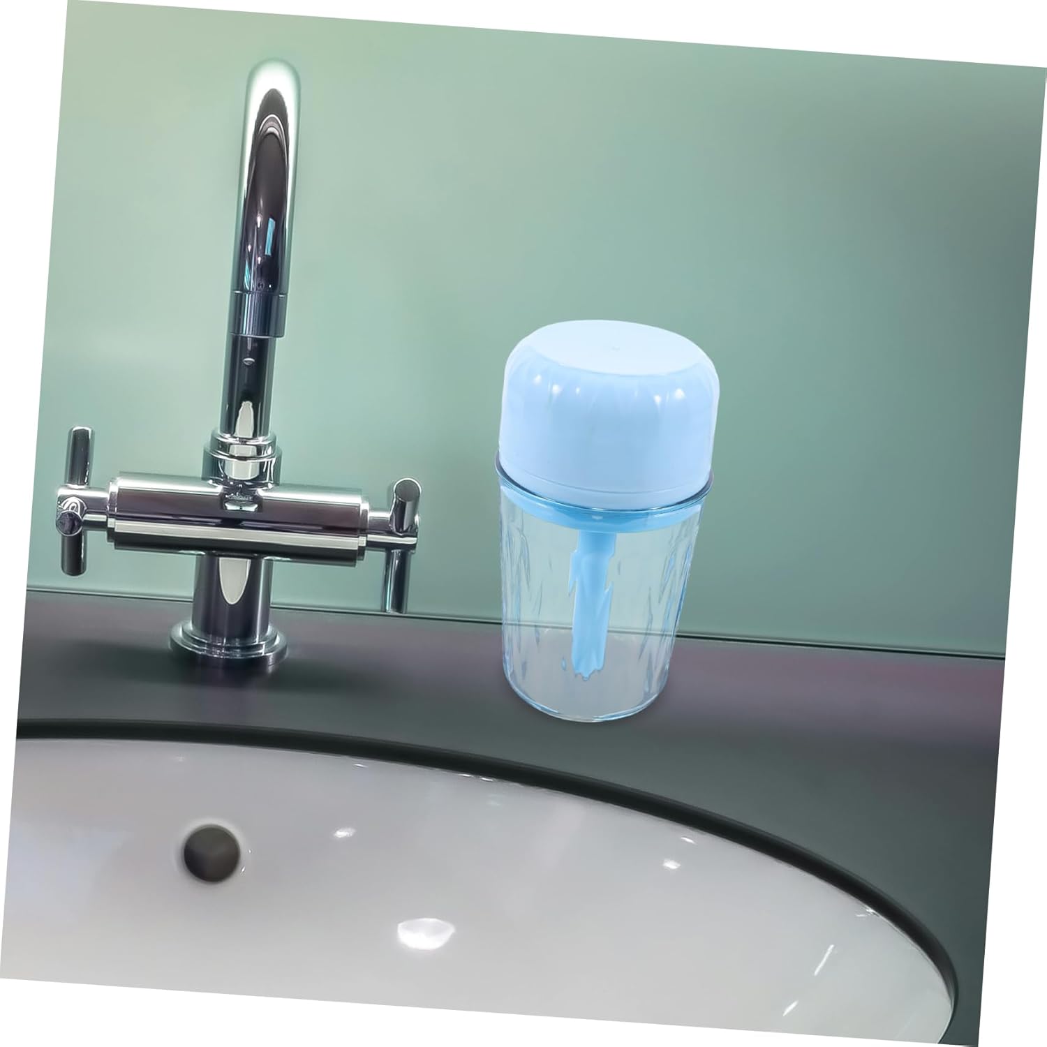 HOLIDYOYO Travel Toothbrush and Cup Holder Organizer