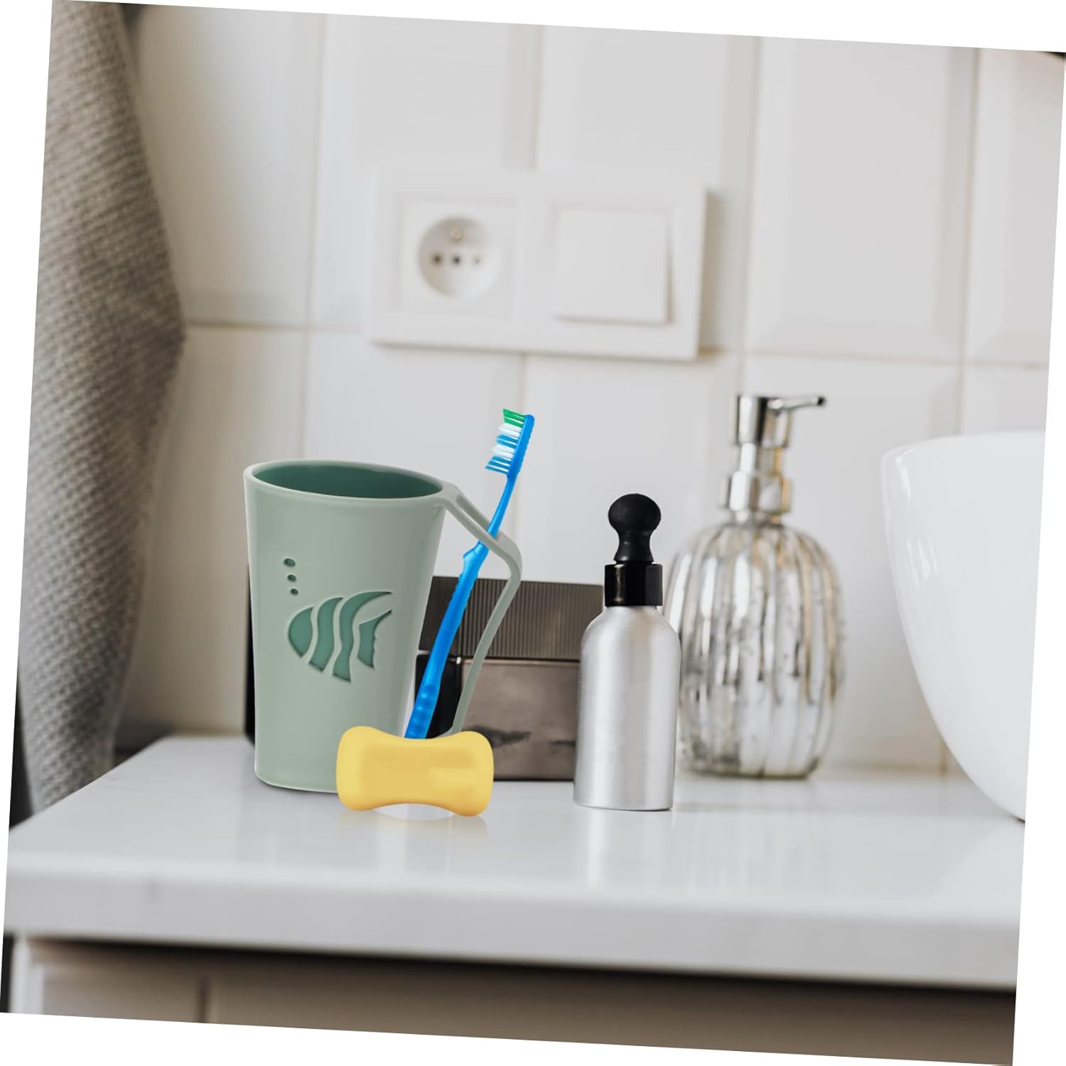 Hemoton Reusable Toothbrush Holder Cups for Kids and Adults